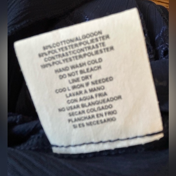 NWOT Heart Soul Navy Blue Sleeveless Button Up Ruffled Tie Top. Size Medium - Picture 10 of 10